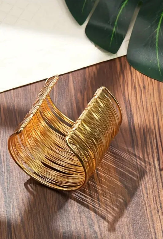 Stylish Multi-wired Wristband - Golden