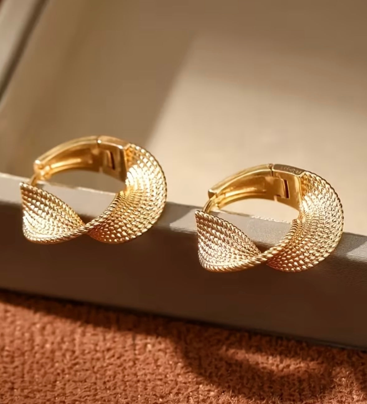 Ribbon Hoop Earrings - Gold