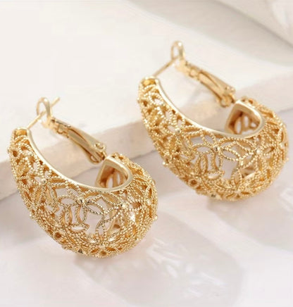 Intricate Floral Filigree Earrings - Gold