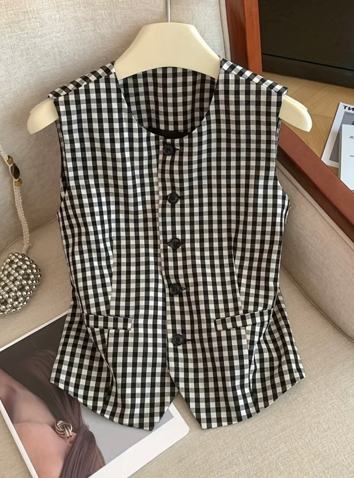 Light Weight Checked Vest - Black