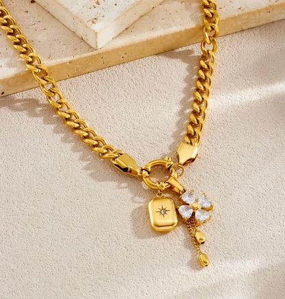 Thick Chain Necklace with Pendant - Golden