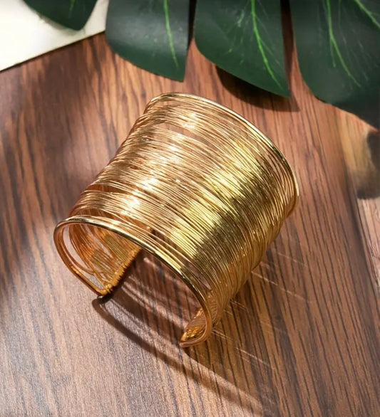 Stylish Multi-wired Wristband - Golden