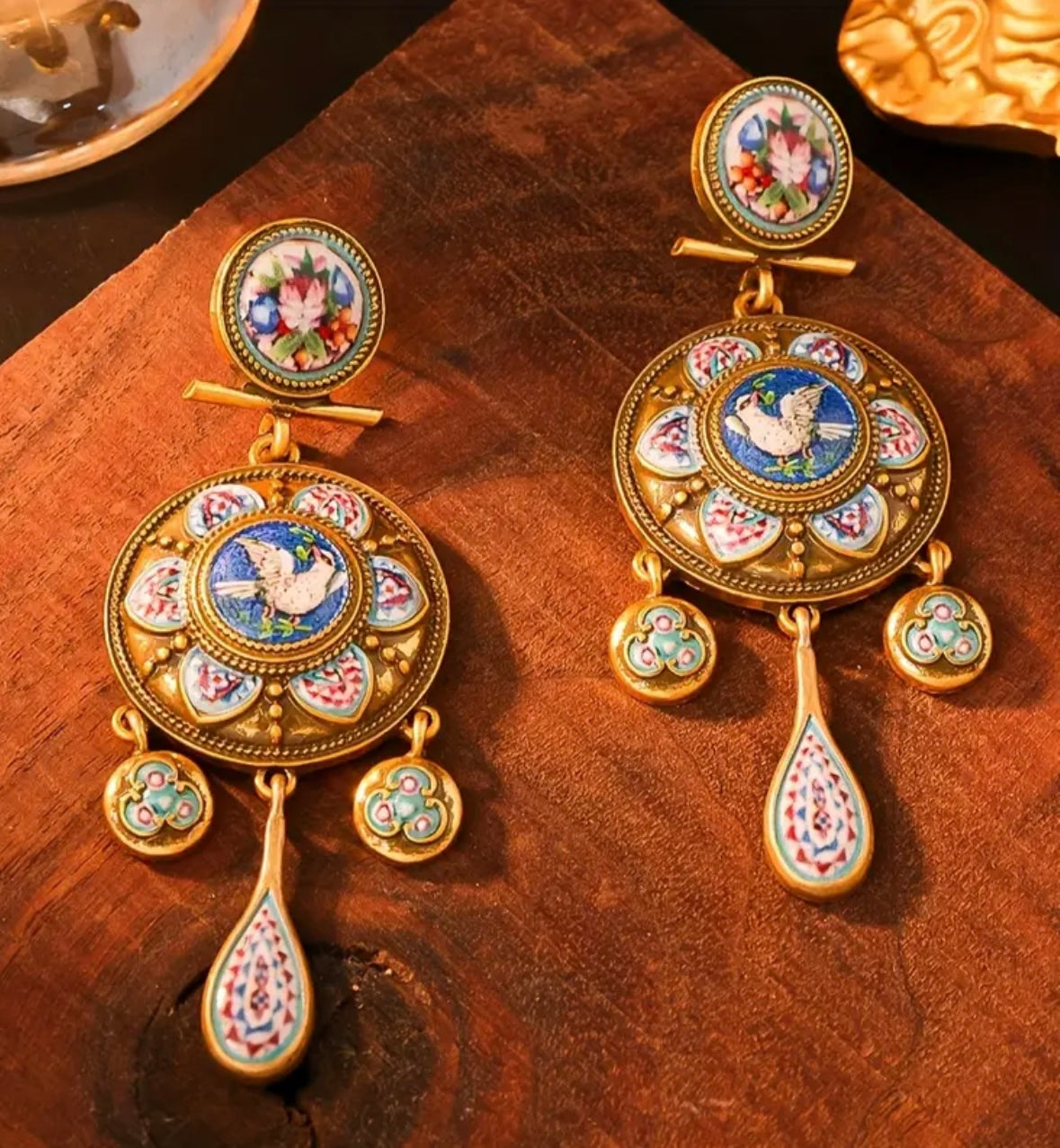 Vintage Ethnic Earrings - Golden