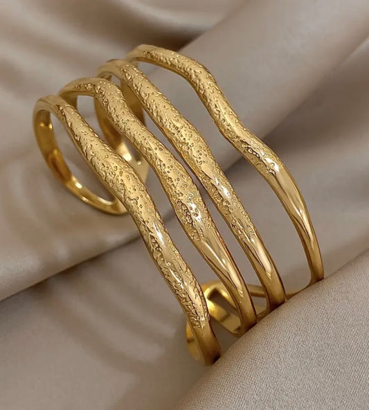 Irregular Root design Bracelet - Gold