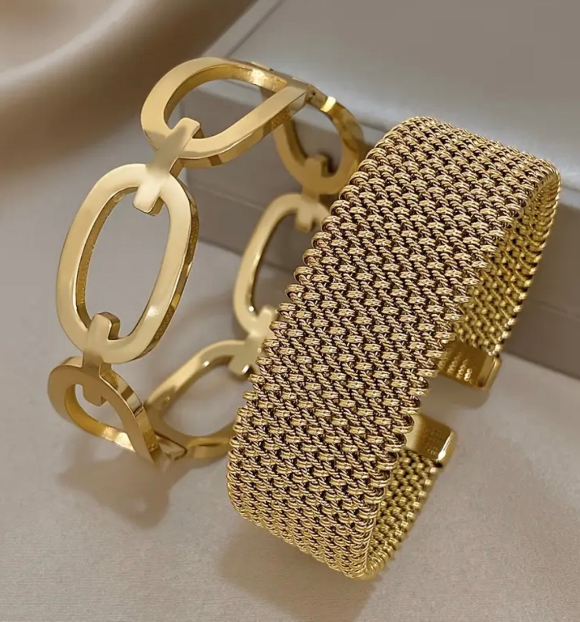 Elegant Minimalist 2pcs Bracelet Set - Gold